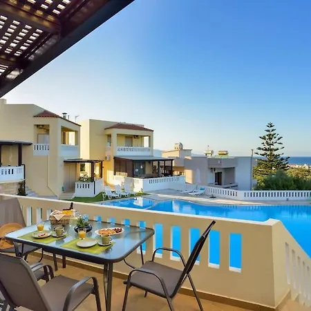 Pandora Maisonette With Beautiful Gardens And Pool Apartment