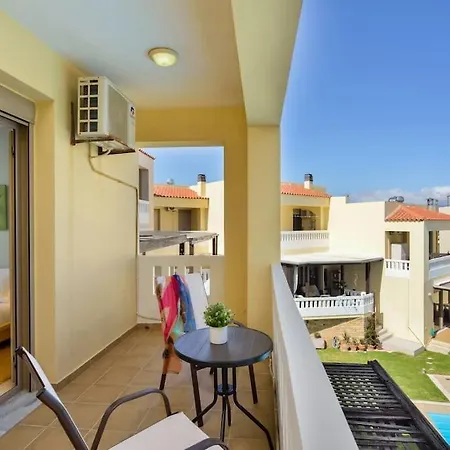 Apartment Pandora Maisonette With Beautiful Gardens And Pool Maleme (Crete)