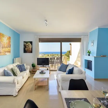 Pandora Maisonette With Beautiful Gardens And Pool Maleme (Crete)
