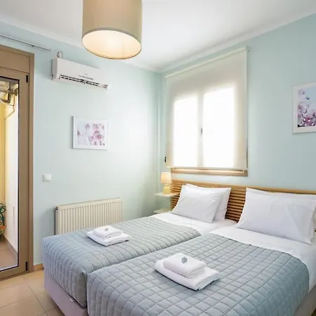 Pandora Maisonette With Beautiful Gardens And Pool